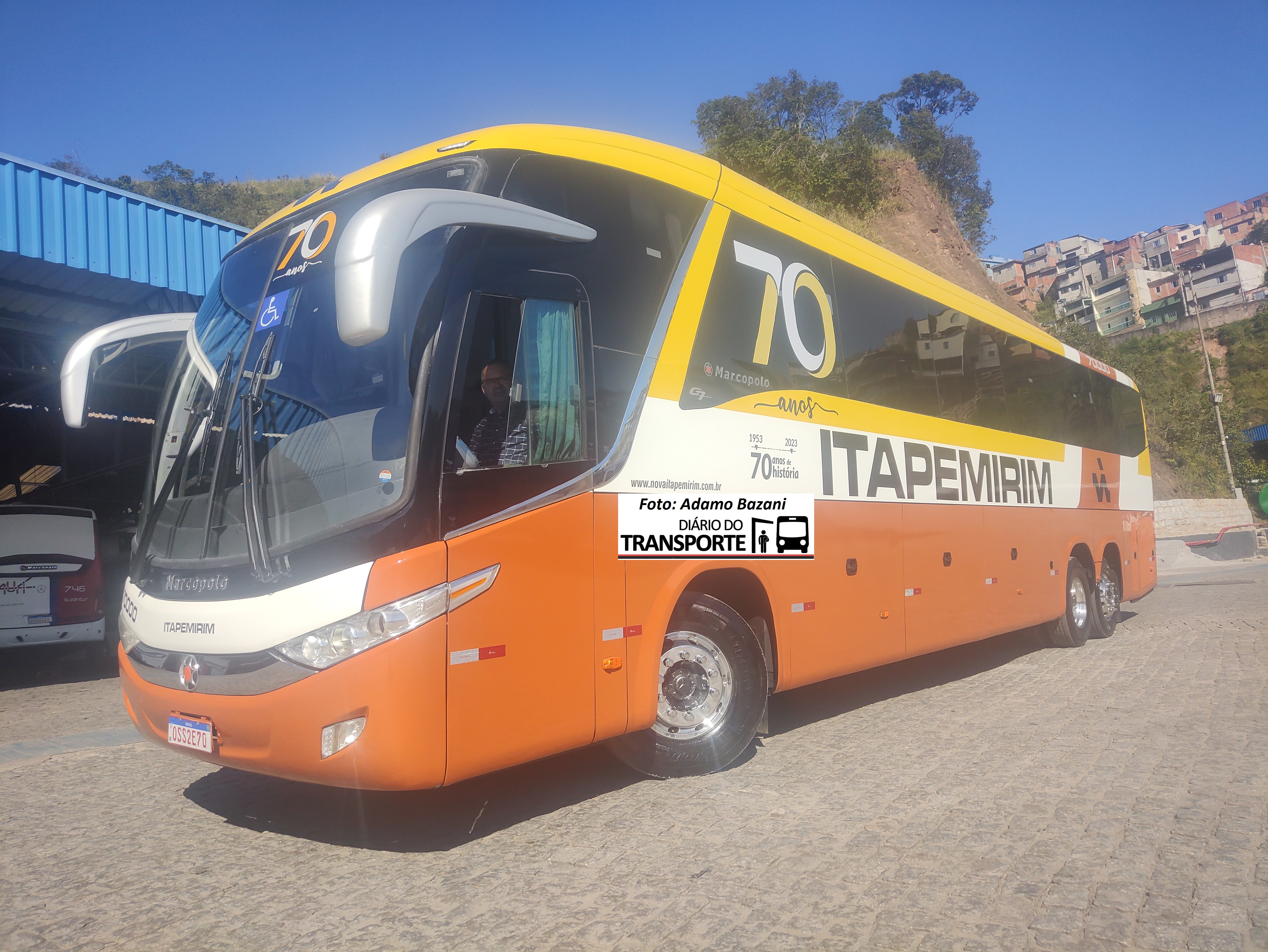 Ônibus Marcopolo G7 – 1200 prefixo 70.000 com pintura em homenagem aos 70 anos da Itapemirim