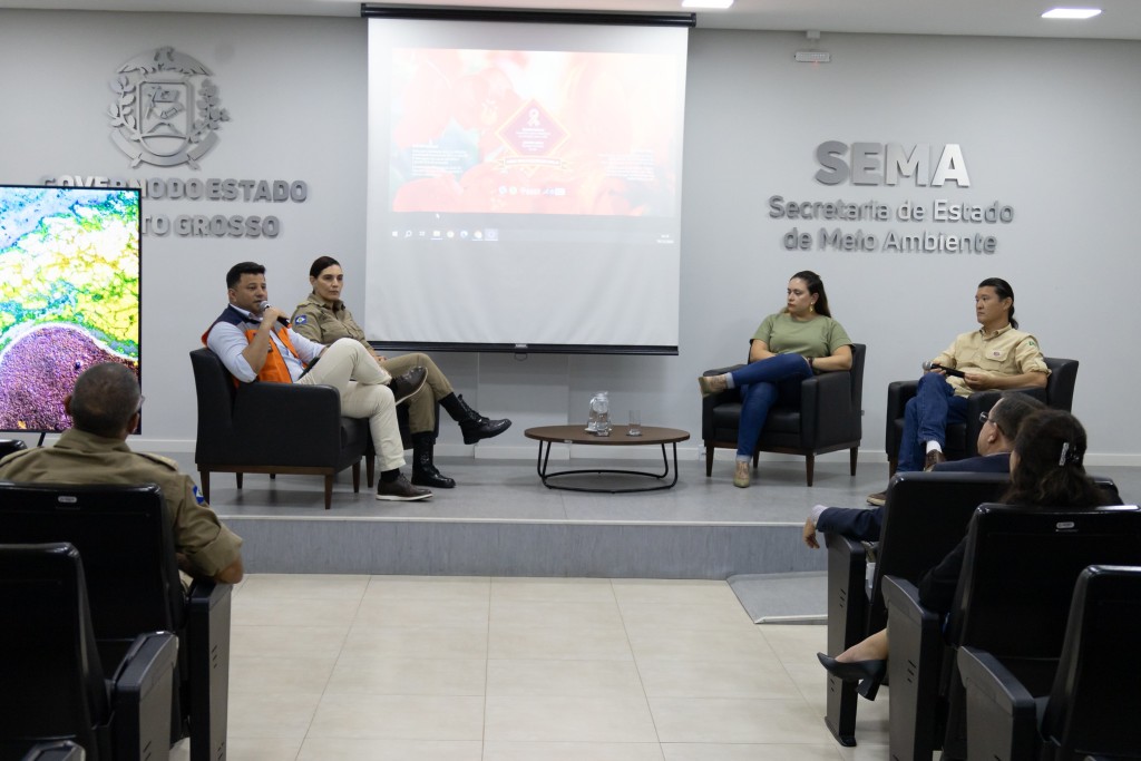 Comitê do Fogo realiza palestras e mesa redonda sobre combate Comitê do Fogo realiza palestras e mesa redonda sobre combate a incêndios em 2024