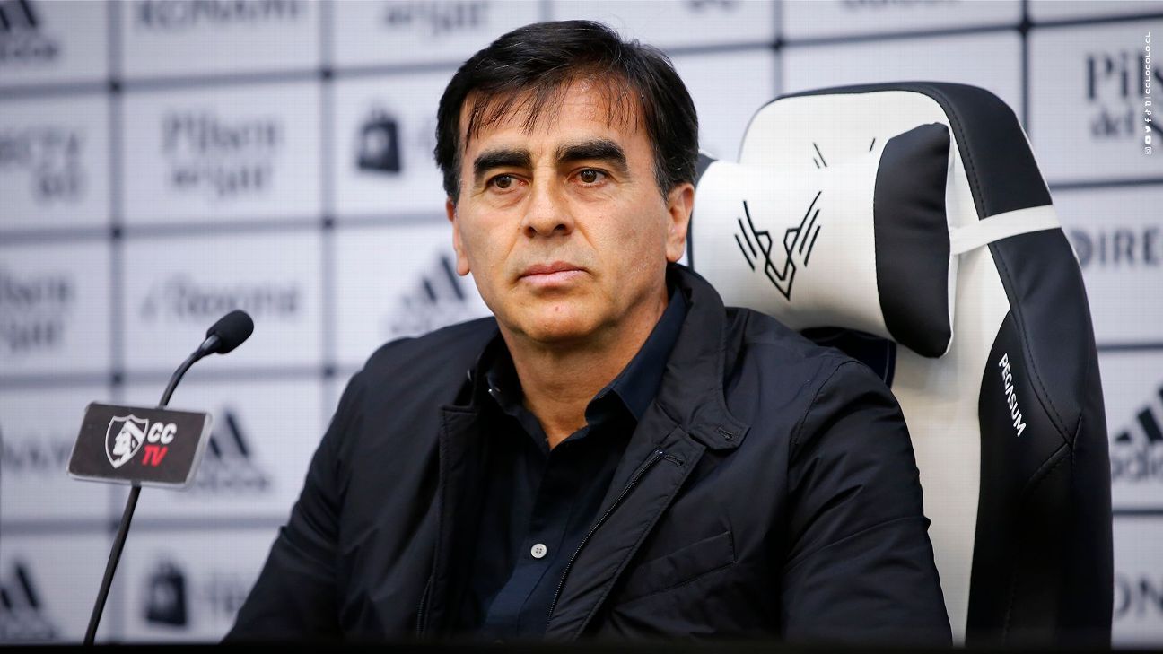 Jornal argentino revela quantos reforços Grêmio prometeu a Quinteros Jornal argentino revela quantos reforços Grêmio prometeu a Quinteros