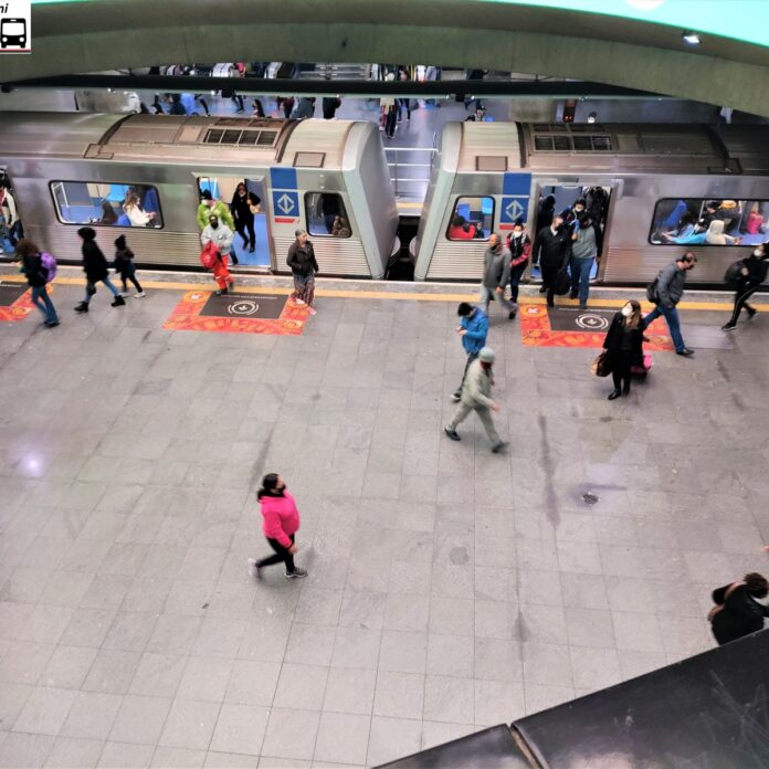 Metrô é condenado a pagar R$ 30 mil de indenização a passageira deficiente visual que caiu em trilhos