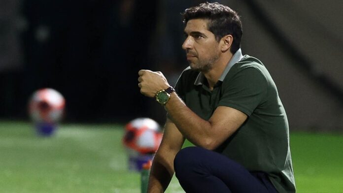 Abel Ferreira indica saída do Palmeiras no fim do ano