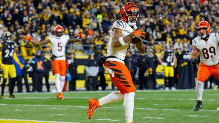 Bengals vencem jogo apertado contra Steelers e ainda sonham com vaga nos playoffs