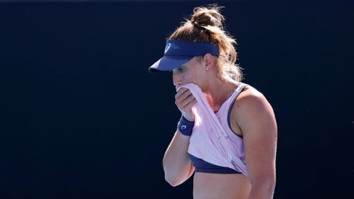 Bia Haddad é eliminada e perde chance de chegar nas oitavas do Australian Open