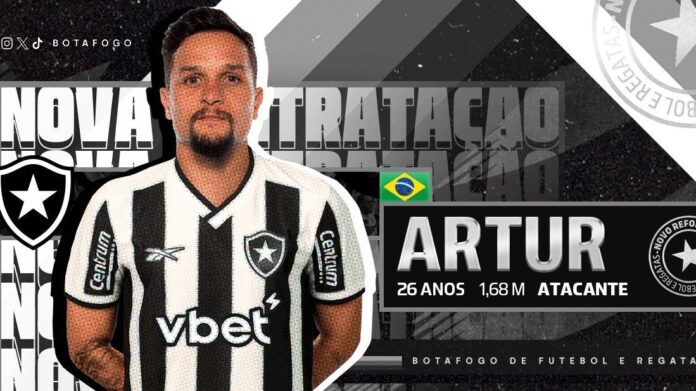 Botafogo anuncia a contratação do atacante Artur, ex-Zenit