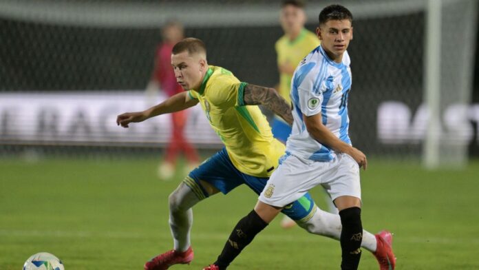 Brasil perde de 6 a 0 da Argentina na estreia do Sul-Americano Sub-20
