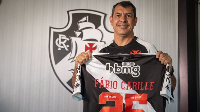 Carille diz o que torcida do Vasco pode esperar do time em 2025