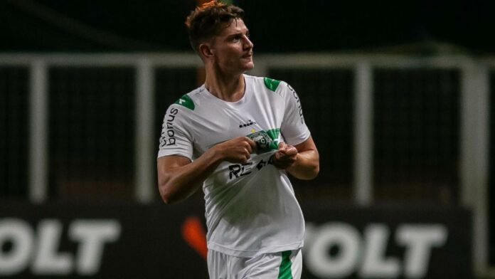 Cuca pede, e Atlético-MG tenta atravessar São Paulo por Natanael