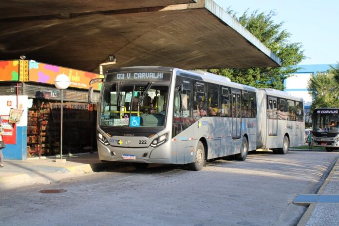 Greve dos motoristas de ônibus em Guarujá (SP) chega ao fim nesta quinta-feira (30) 
