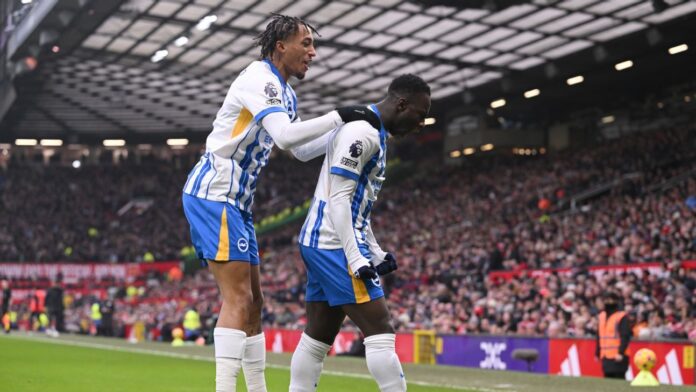 João Pedro tem gol anulado, mas Brighton vence United em jogo com falha bizarra na Premier League