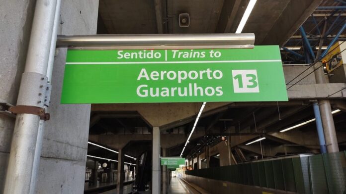 Linha 13-Jade da CPTM volta a operar Serviço Expresso Aeroporto após interrupção devido a alagamentos nesta sexta-feira (24)