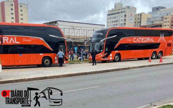 Ônibus da Viação Catedral atropela mulher no Centro de Taguatinga (DF) nesta segunda-feira (6)
