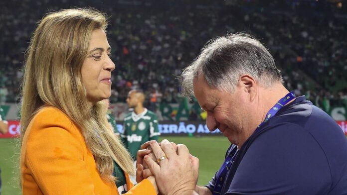 Por que Palmeiras 'sofre' no mercado em busca de camisa 9