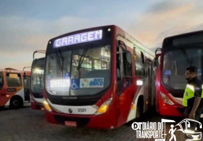 Prefeito de Guarulhos (SP) fiscaliza 53 ônibus do transporte público Prefeito de Guarulhos (SP) fiscaliza 53 ônibus do transporte público e identifica irregularidades nesta segunda-feira (20)