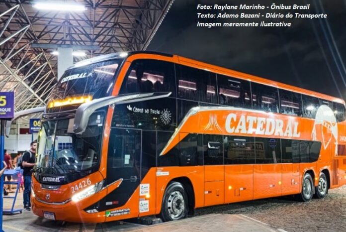 Viação Catedral é condenada a indenizar passageiros que dividiram poltrona durante quase 40h, Justiça entendeu que empesa falhou na prestação de serviços