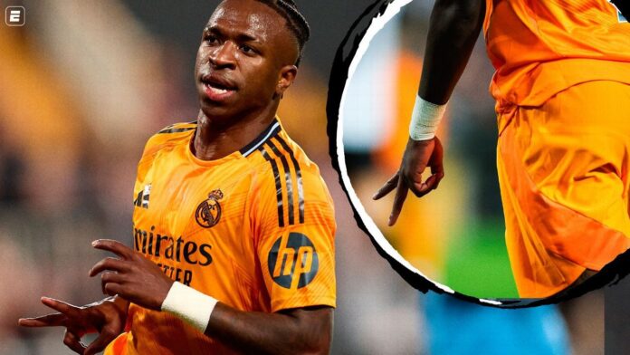 Vinicius Jr. faz sinal para torcida do Valencia após gritos de 'Bola de praia'