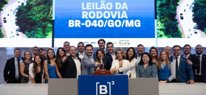 ANTT e Via Cristais assinam contrato de concessão da BR-040 no trecho entre Belo Horizonte (MG) e Cristalina (GO)