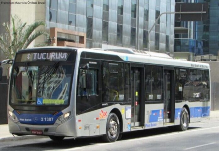 Cinco linhas têm itinerários alterados no Centro de segunda a quarta-feira (17 a 19) durante estacionamento de guindaste na Rua Augusta