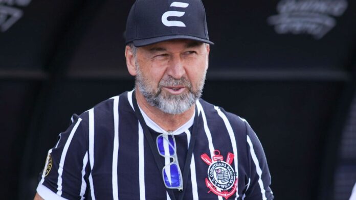 Corinthians formaliza plano para pagamento de R$ 367 milhões em dívidas