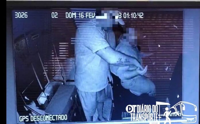 Criminoso assalta ônibus da empresa Cidade das Hortênsias em Petrópolis (RJ) 