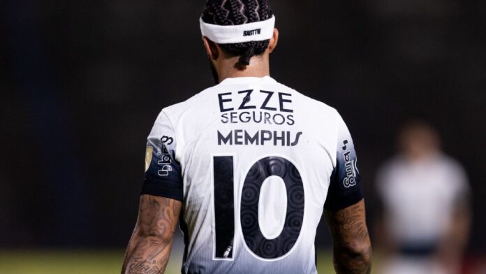 Depay se manifesta após tropeço do Corinthians na Libertadores e 'faz promessa'