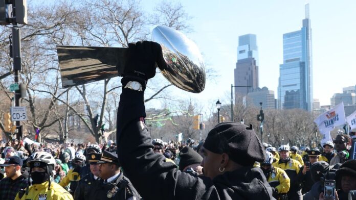 Eagles comemoram o Super Bowl nas ruas da Filadélfia