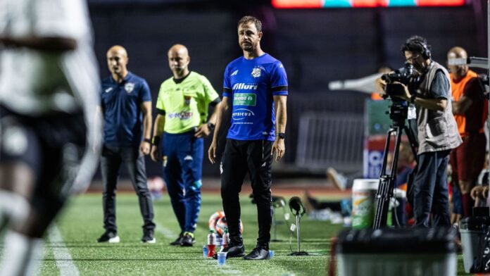 Inter de Limeira demite Felipe Conceição e vai atrás de Márcio Fernandes