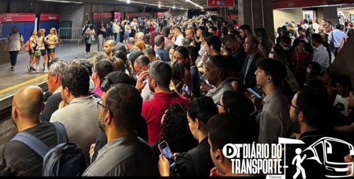 Linha 3-Vermelha do Metrô de São Paulo volta a funcionar com normalidade na noite desta quinta-feira (6)