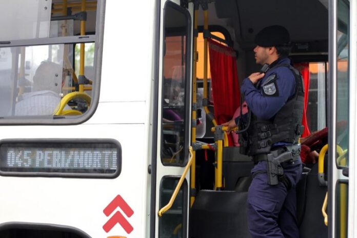 Manaus (AM) reduziu em 58% assaltos em ônibus do transporte coletivo com reforço na segurança e monitoramento