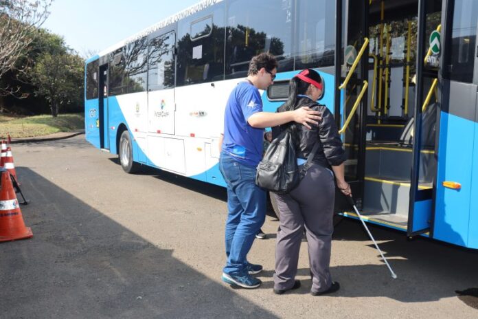 Motoristas do transporte público de Campinas (SP) participam de mais de 411 horas de treinamentos em 2024