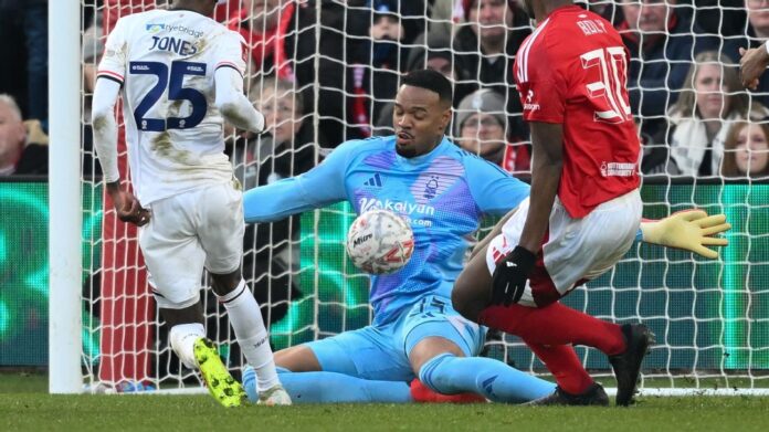 O 'trabalho de formiguinha' de Carlos Miguel em sensação da Premier League