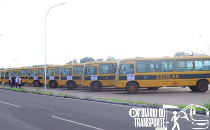 Prefeitura de Codó (MA) apresenta frota renovada de ônibus escolares para a zona rural