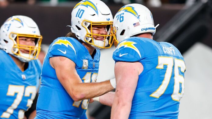 Quais são os possíveis adversários dos Chargers no Brasil?