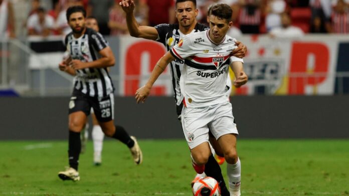 São Paulo vê Zubeldía igualar campanha de Carpini no Paulistão