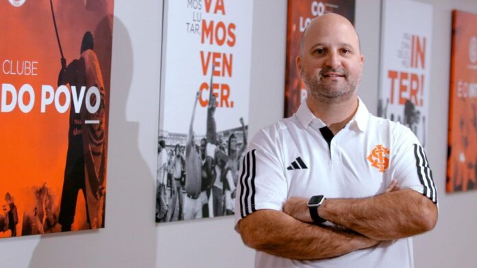Vice do Inter se diz indignado com arbitragem do Gre-Nal