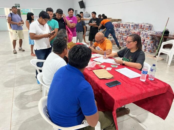 Ação da primeira-dama de MT entrega cestas de alimentos, kits de higiene e cobertores para comunidades indígenas em Querência