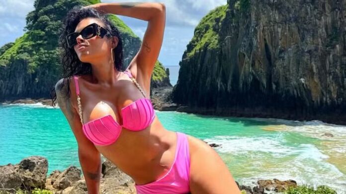 Ex-BBB Ariadna Arantes curte viagem a Noronha e declara: ‘Vivendo um sonho’
