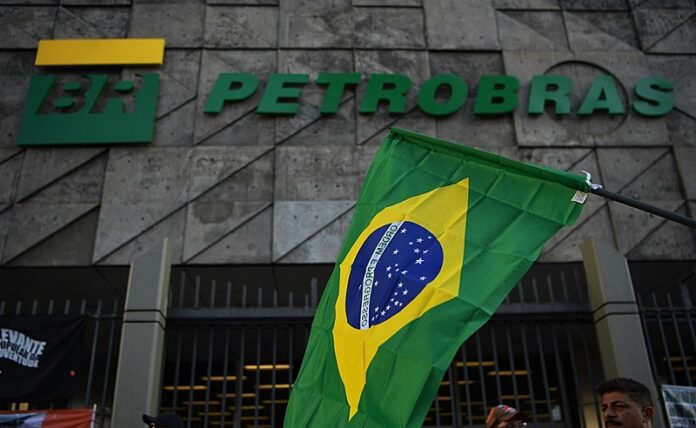 Petrobras aprova licitação para reativar fábricas de fertilizantes no Nordeste, dizem fontes