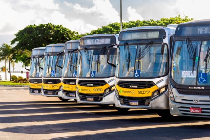 Aracaju (SE) recebe 16 ônibus seminovos para atendimento de cinco linhas do transporte público