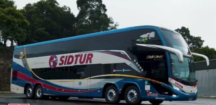 Belo Horizonte (MG) regulamenta transporte fretado e exige autorização anual de R$ 100 por veículo para circulação