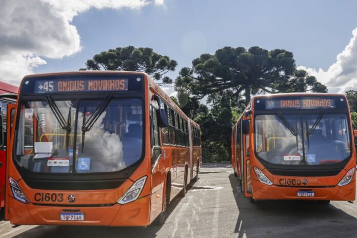 Curitiba (PR) intensifica combate à rabeira em ônibus com nova patrulha e multa de até R$900