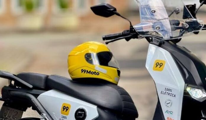 Em decisão desta quarta (14), juiz considera improcedente ação de Nunes contra mototáxi na cidade de São Paulo