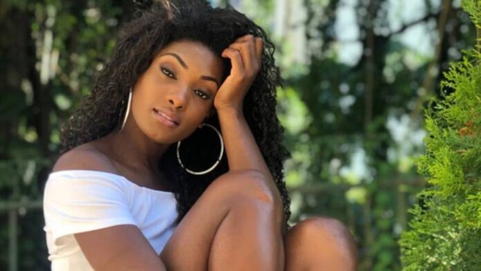 Erika Januza faz festança para celebrar os 40 anos e beija muito o noivo: ‘Novo ciclo’