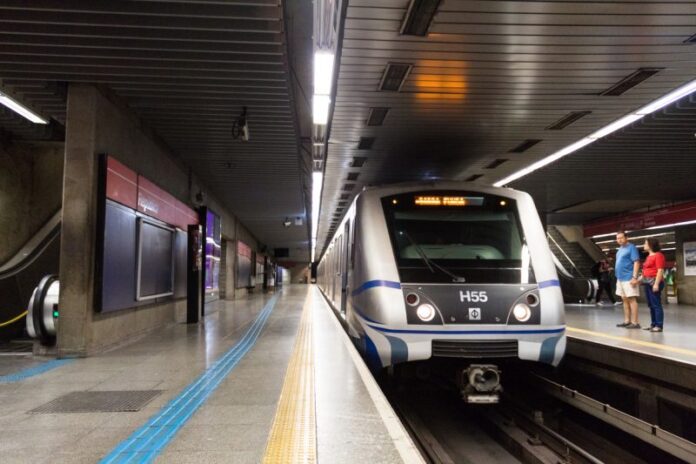 Greve de Metrô em São Paulo é descartada, mas metroviários seguem mobilizados contra a privatização