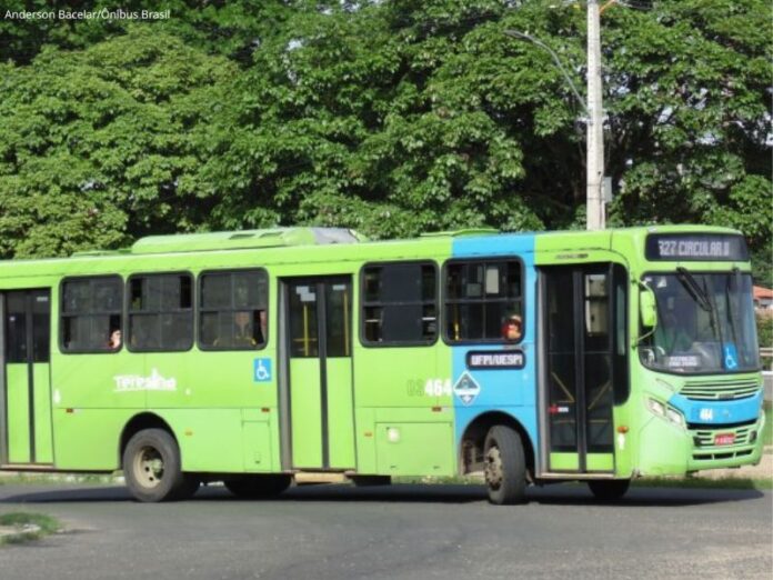 Greve dos trabalhadores do sistema de transporte público de Teresina (PI) chega ao fim após acordo nesta quarta-feira (14) 