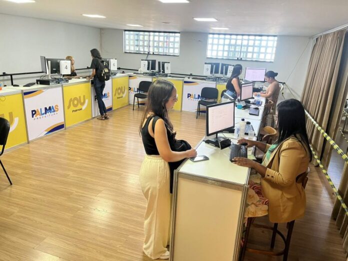 Palmas (TO) inicia emissão de novos cartões do transporte antes de reajuste na tarifa