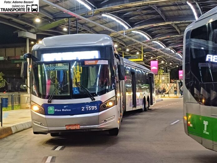 Para Virada Cultural, SPTrans determina aumento de 25% da frota de ônibus no domingo (25)