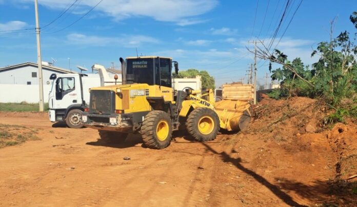 Prefeito determina recuperação das ruas das Chácaras Pica Pau e Paraíso