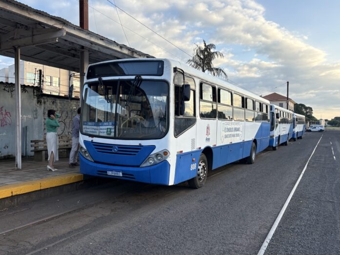 Prefeitura de Assis (SP) contrata empresa em caráter emergencial para o transporte público gratuito