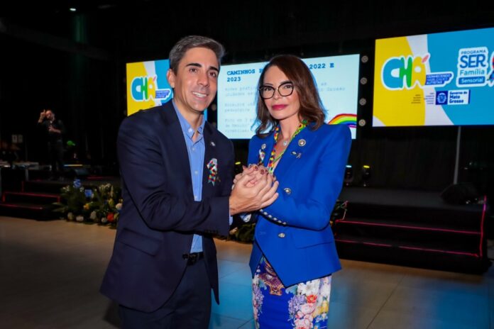 Primeira-dama participa do lançamento de material pedagógico antirracista nesta quarta-feira (14)