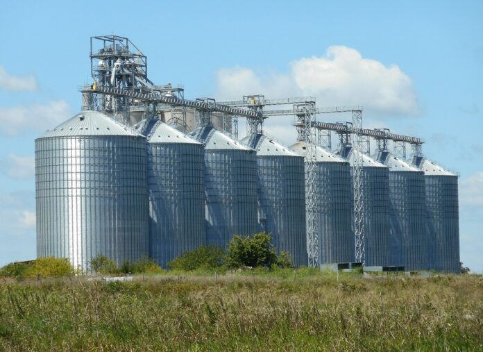 Produtores pedem linha de crédito para armazenagem; déficit já chega 120 milhões de toneladas